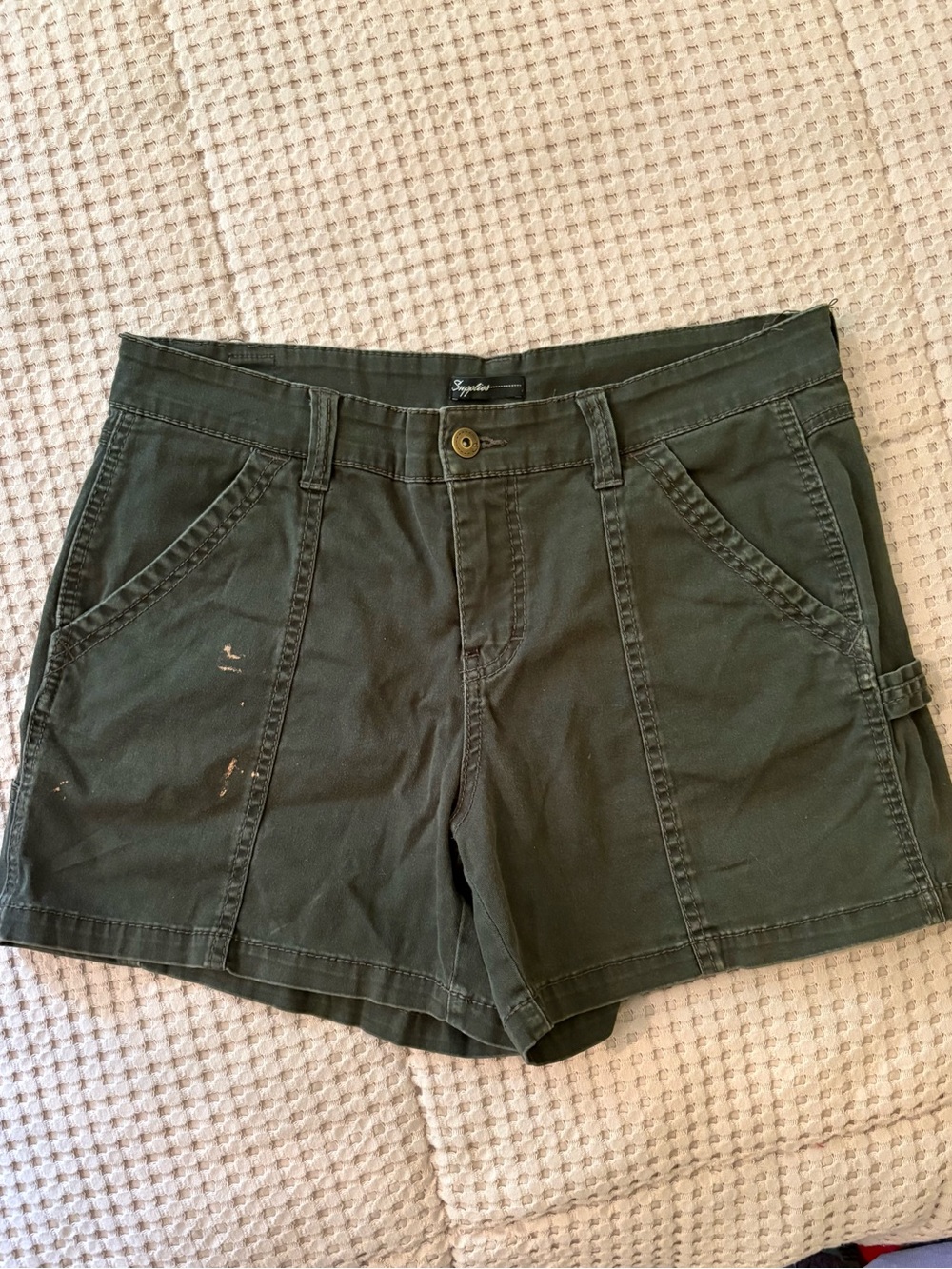 Women’s cargo shorts